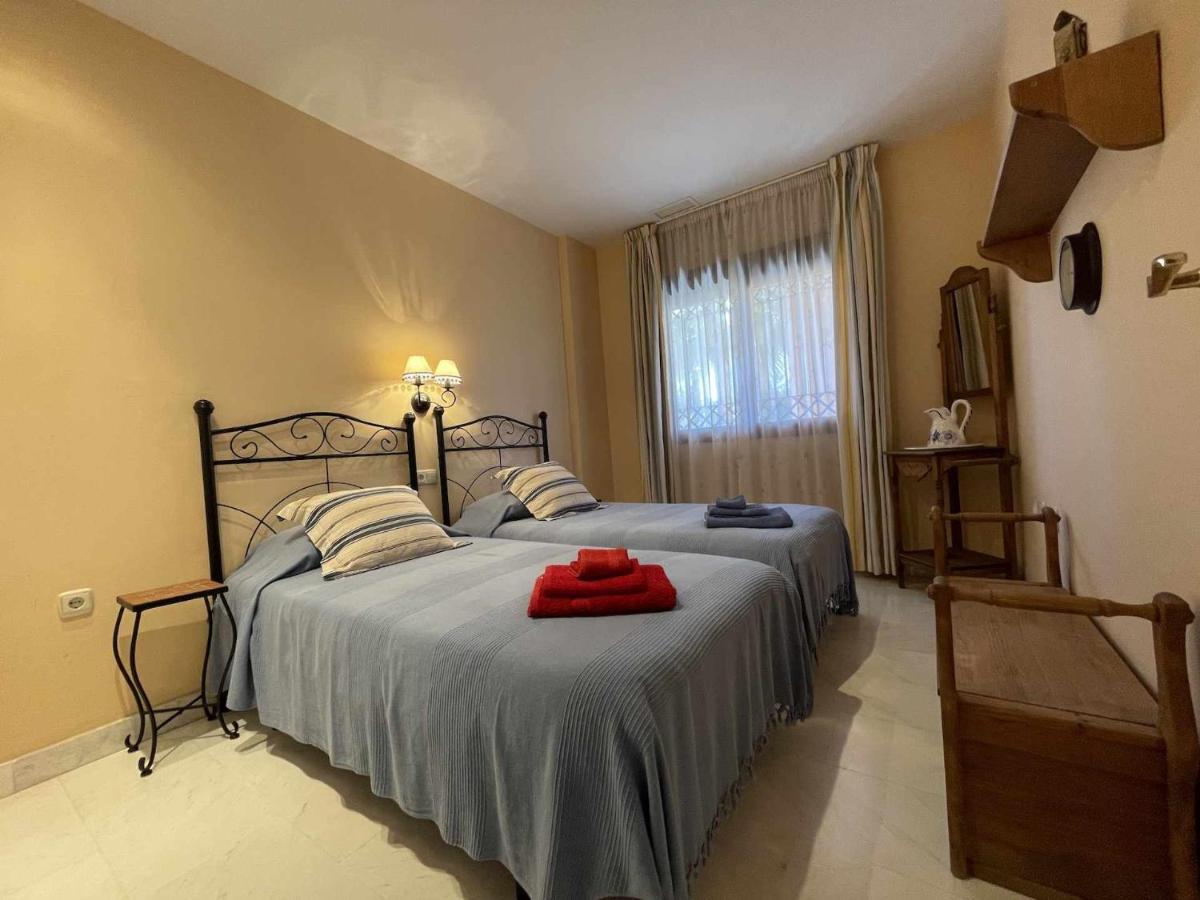 Apartamento en planta baja con amplia terraza de 64m2 totalmente equipa Motril Exterior foto