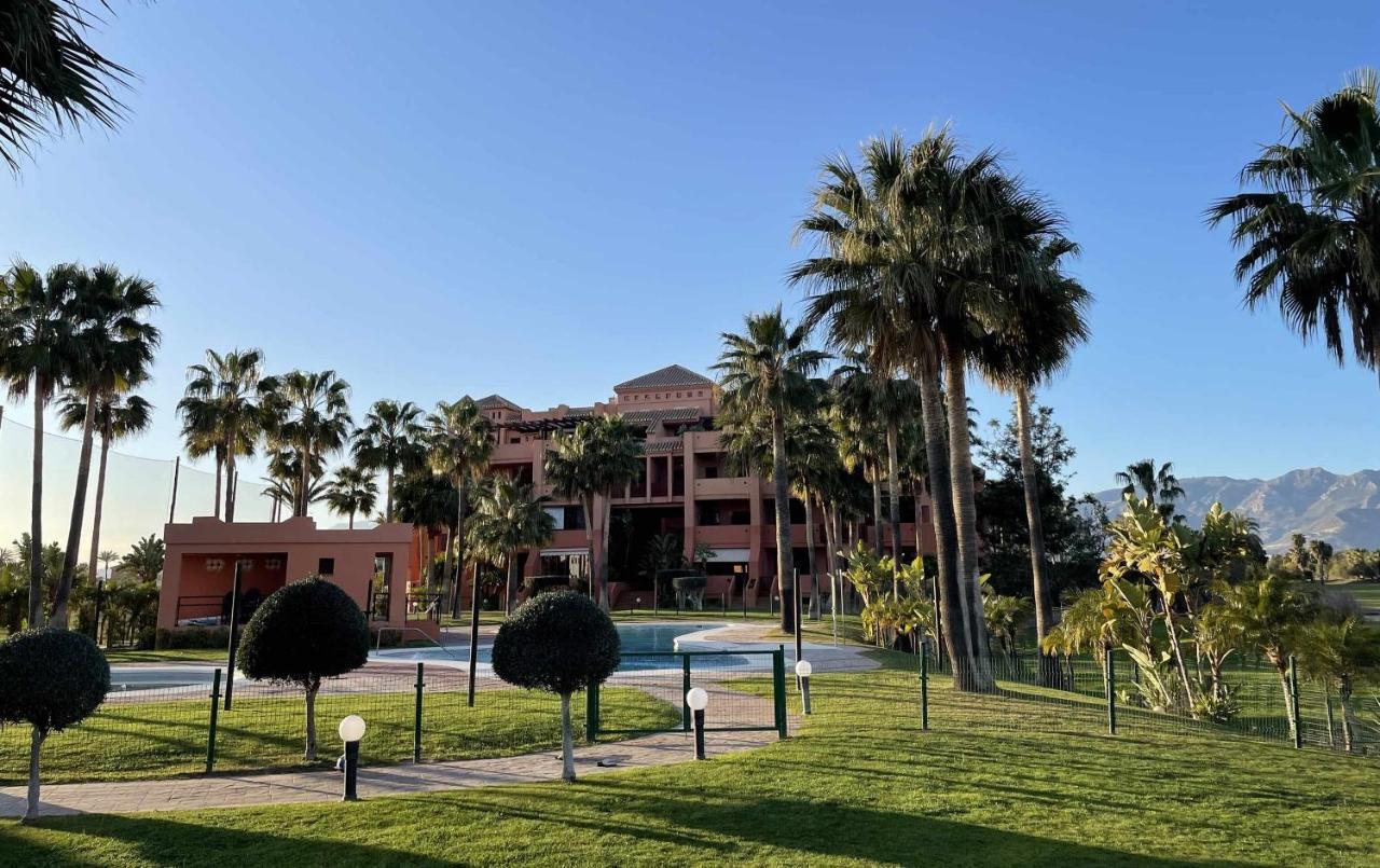 Apartamento en planta baja con amplia terraza de 64m2 totalmente equipa Motril Exterior foto