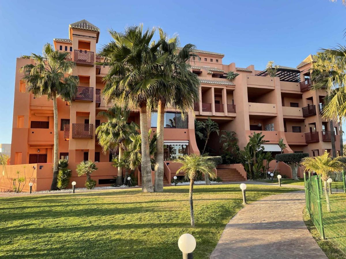 Apartamento en planta baja con amplia terraza de 64m2 totalmente equipa Motril Exterior foto